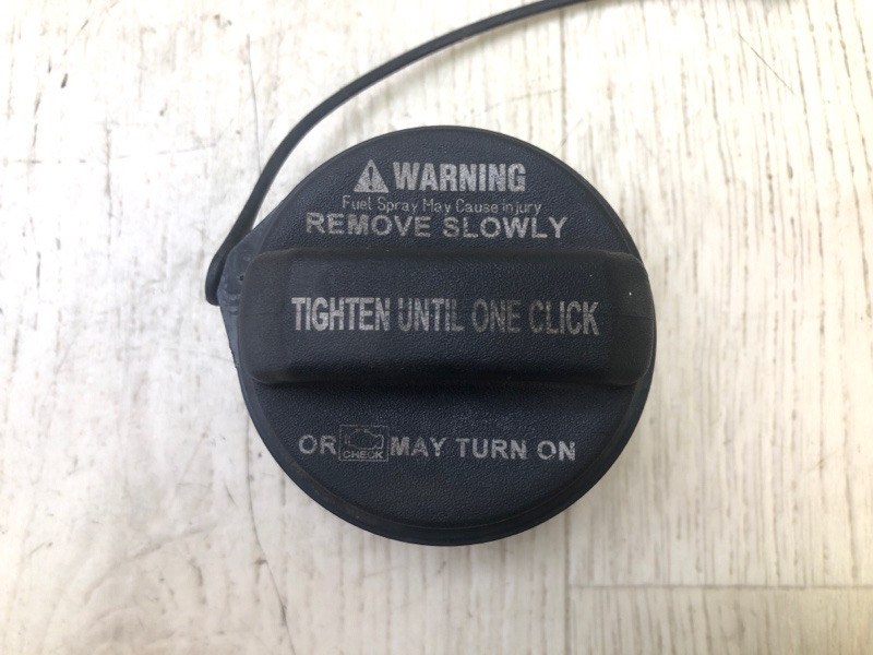 Крышка топливного бака HYUNDAI SONATA YF 10-14 2.4 G4KJ