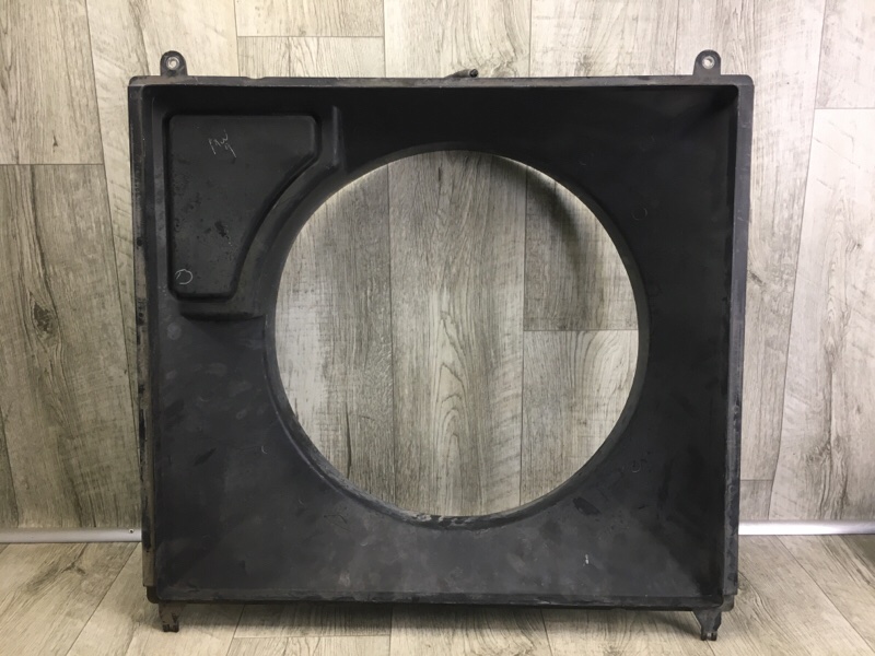 Диффузор вентилятора основного радиатора TUNDRA 07-13 2008 4.0 1GRFE