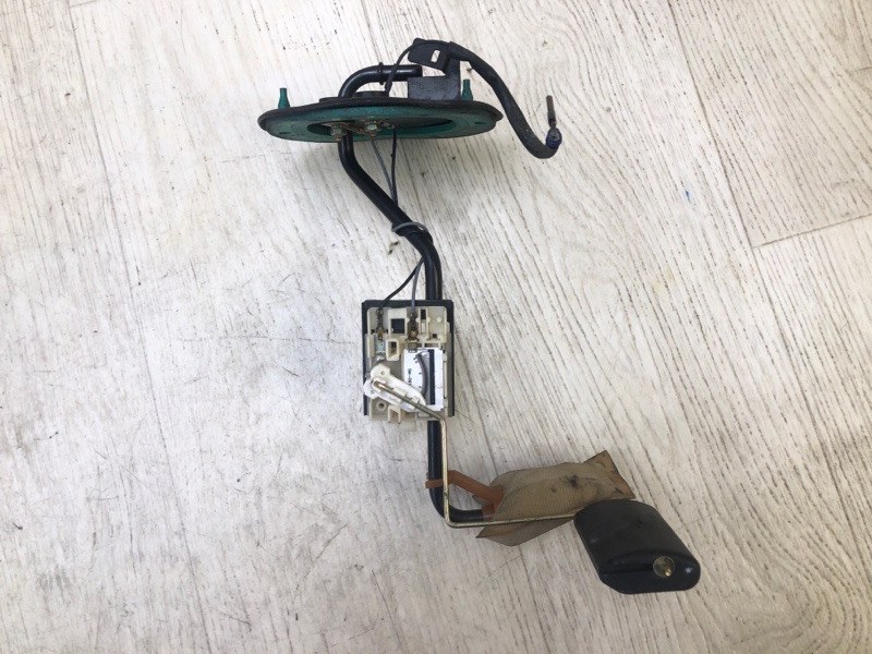 Запчасть датчик уровня топлива HYUNDAI SANTA FE (SM) 00-06 2005 2.7 G6BA 3123026355 Б/У Датчик уровня топлива HYUNDAI SANTA FE (SM) 00-06 2005 2.7 G6BA 3123026355 Б/У