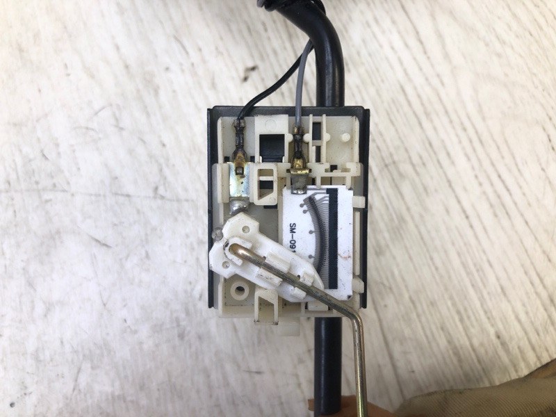 Датчик уровня топлива SANTA FE (SM) 00-06 2005 2.7 G6BA Датчик уровня топлива SANTA FE (SM) 00-06 2005 2.7 G6BA