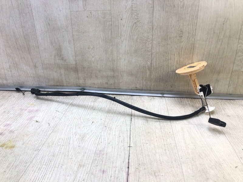 Запчасть датчик уровня топлива VOLVO S60 10-13 2011 2.5L B5254T5 31274048 Б/У Датчик уровня топлива VOLVO S60 10-13 2011 2.5L B5254T5 31274048 Б/У