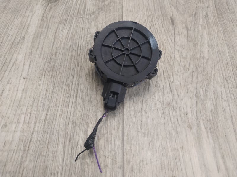 Запчасть сигнал TOYOTA PRIUS 16- 2017 1.8 2ZRFXE 8657047050 Б/У Сигнал TOYOTA PRIUS 16- 2017 1.8 2ZRFXE 8657047050 Б/У