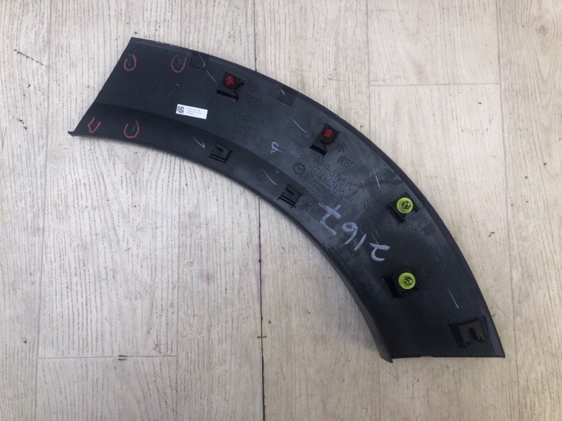 Накладка крыла (расширитель арки) задняя правая CX-30 19-