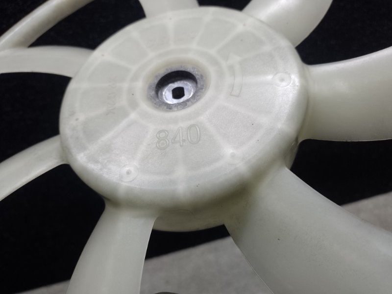 Крыльчатка вентилятора основного радиатора левая LEXUS CT200 11-17 1.8 2ZRFXE