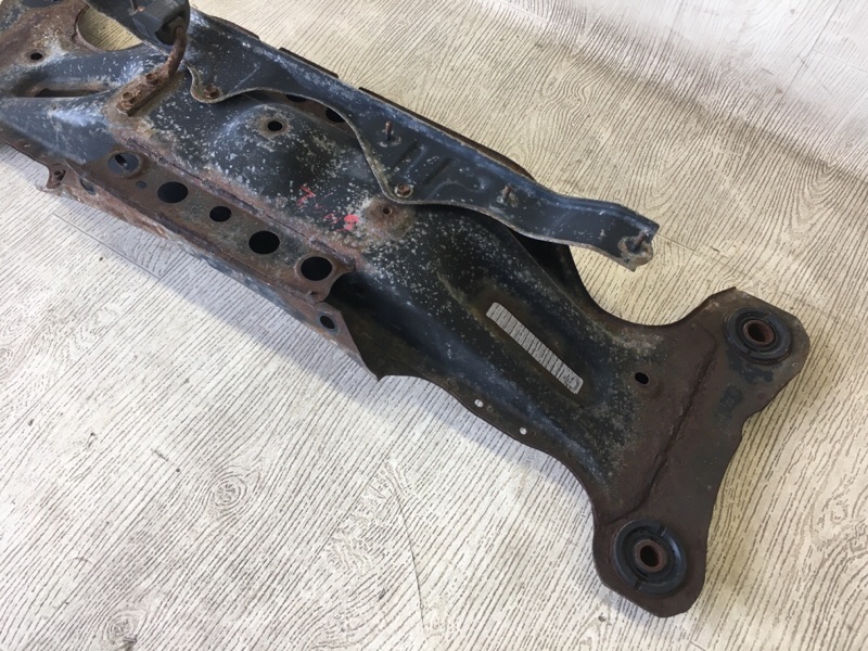 Балка задней подвески CAMRY 40 06-11 2009 2.4 2AZFXE