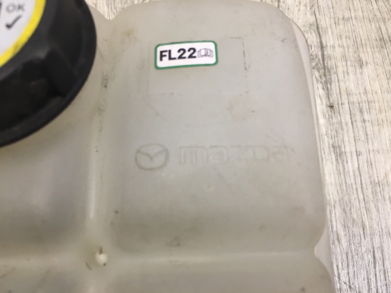 Бачок расширительный 3 BL 09-13 2009 2.5 L (L5-VE)