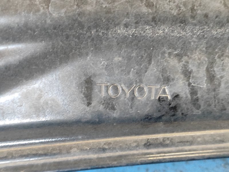 Капот PRIUS - 30 09-17