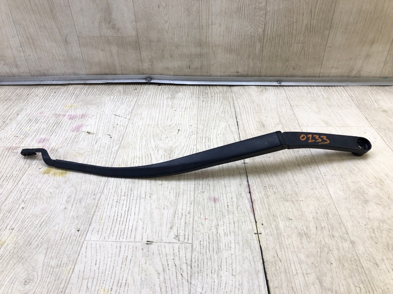 Поводок стеклоочистителя передний правый HYUNDAI SONATA YF 10-14 2012 2.4 G4KJ 983213S000 Б/У