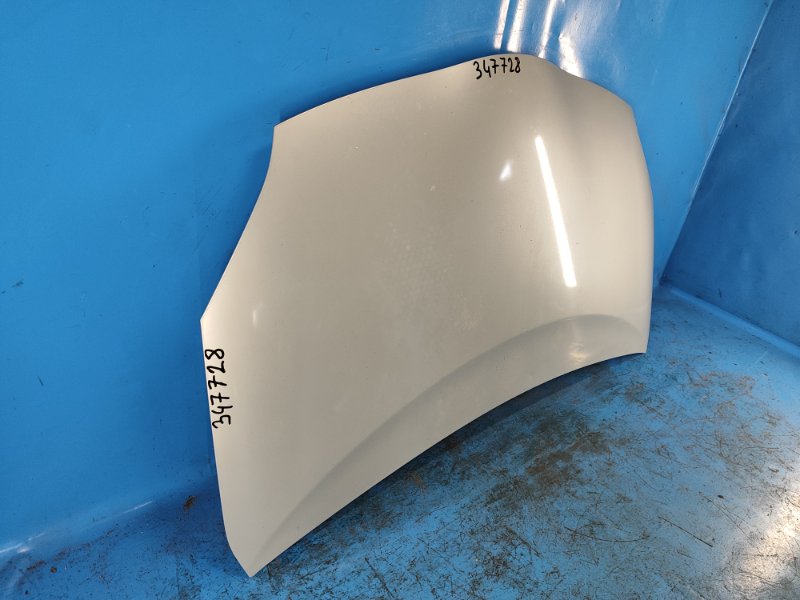 Капот TOYOTA PRIUS - 30 09-17