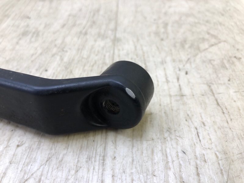 Поводок стеклоочистителя передний правый GRAND VITARA 05-15 2008 2.7 H27A