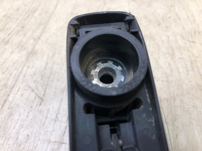 Поводок стеклоочистителя задний RAV4 13-19