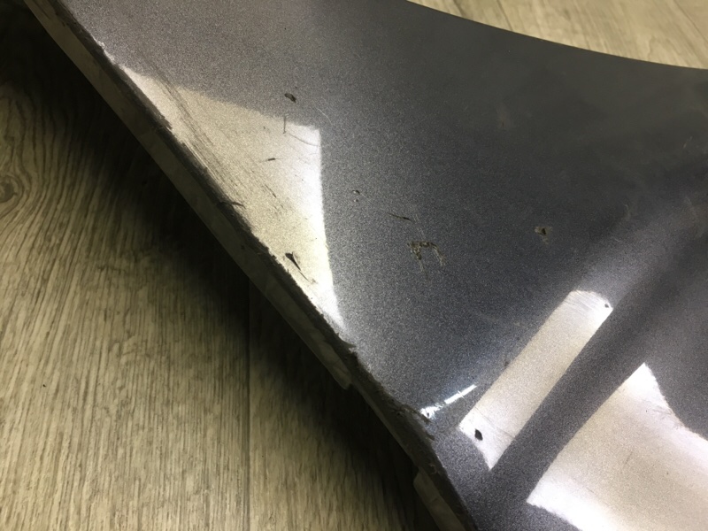 Накладка крышки багажника правая RAV4 05-12