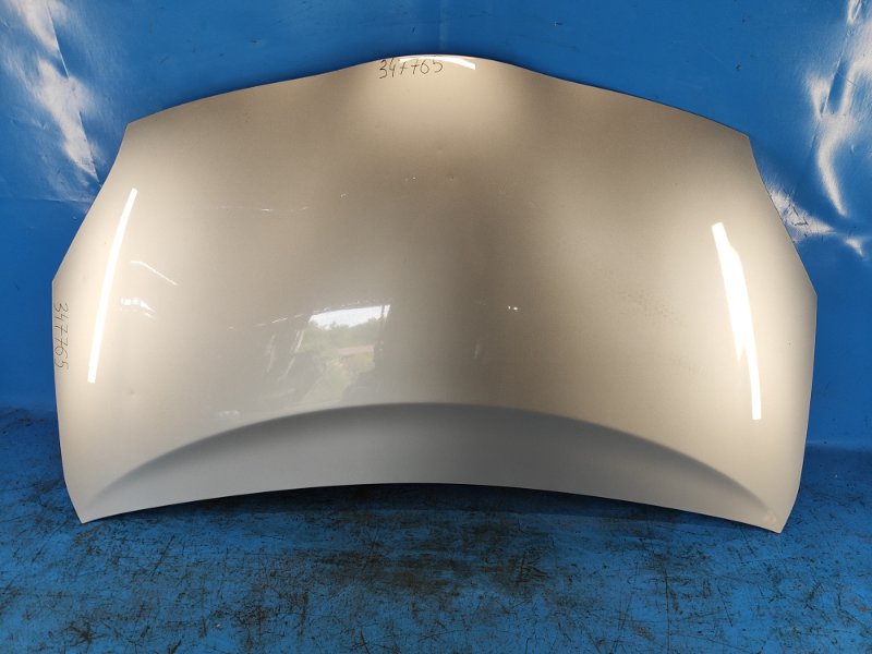 Капот TOYOTA PRIUS - 30 09-17 53301-47050 Б/У