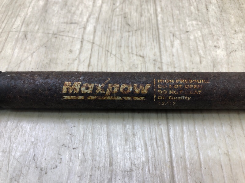 Амортизатор крышки багажника SANTA FE (SM) 00-06 2005 2.7 G6BA