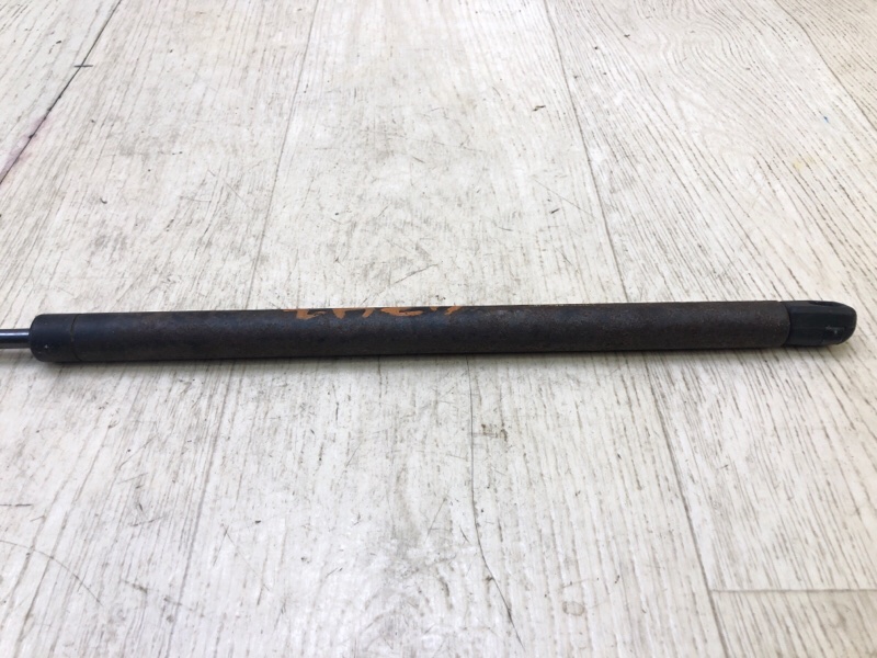 Амортизатор крышки багажника HYUNDAI SANTA FE (SM) 00-06 2.7 G6BA