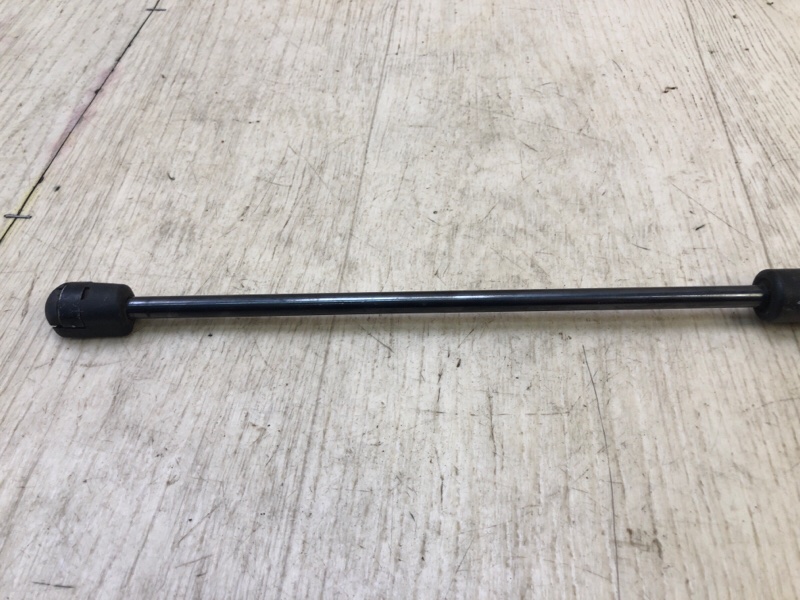 Амортизатор крышки багажника SANTA FE (SM) 00-06 2005 2.7 G6BA
