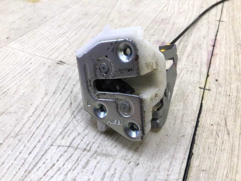 Замок борта MITSUBISHI OUTLANDER XL 05-13 3.0 6B31 Замок борта MITSUBISHI OUTLANDER XL 05-13 3.0 6B31