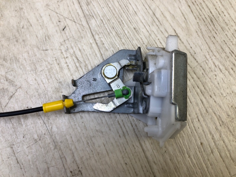 Замок борта OUTLANDER XL 05-13 2007 3.0 6B31 Замок борта OUTLANDER XL 05-13 2007 3.0 6B31