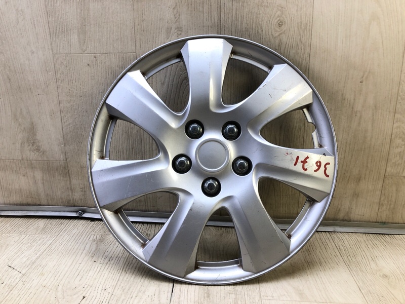 Запчасть колпак колесный JEEP RENEGADE (BU) 14- 2018 BU 2.4 ED6 151485 Б/У Колпак колесный JEEP RENEGADE (BU) 14- 2018 BU 2.4 ED6 151485 Б/У