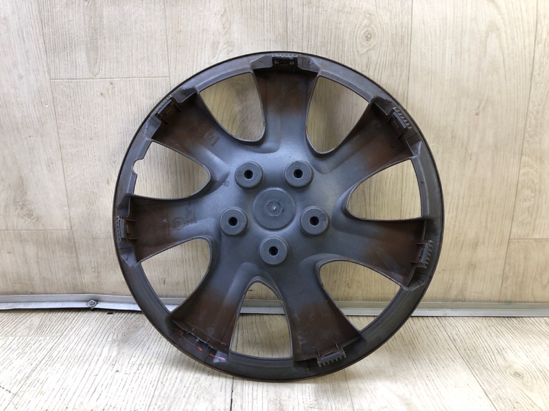 Колпак колесный RENEGADE (BU) 14- 2018 BU 2.4 ED6 Колпак колесный RENEGADE (BU) 14- 2018 BU 2.4 ED6