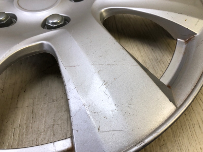 Колпак колесный RENEGADE (BU) 14- 2018 BU 2.4 ED6 Колпак колесный RENEGADE (BU) 14- 2018 BU 2.4 ED6