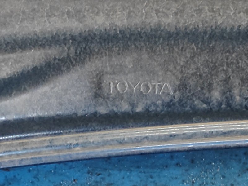 Капот PRIUS - 30 09-17