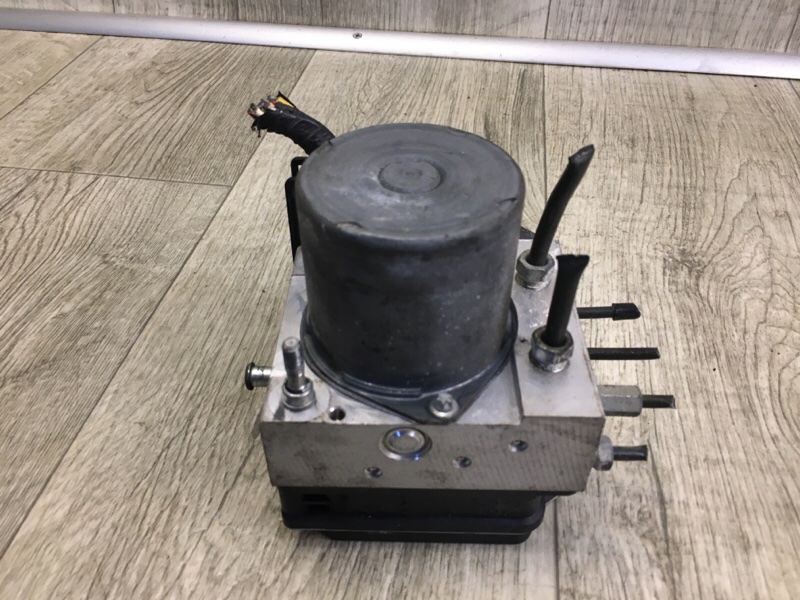 Блок ABS TOYOTA VENZA 09-16 2009 3.5 2GR-FE 440500T012 Б/У