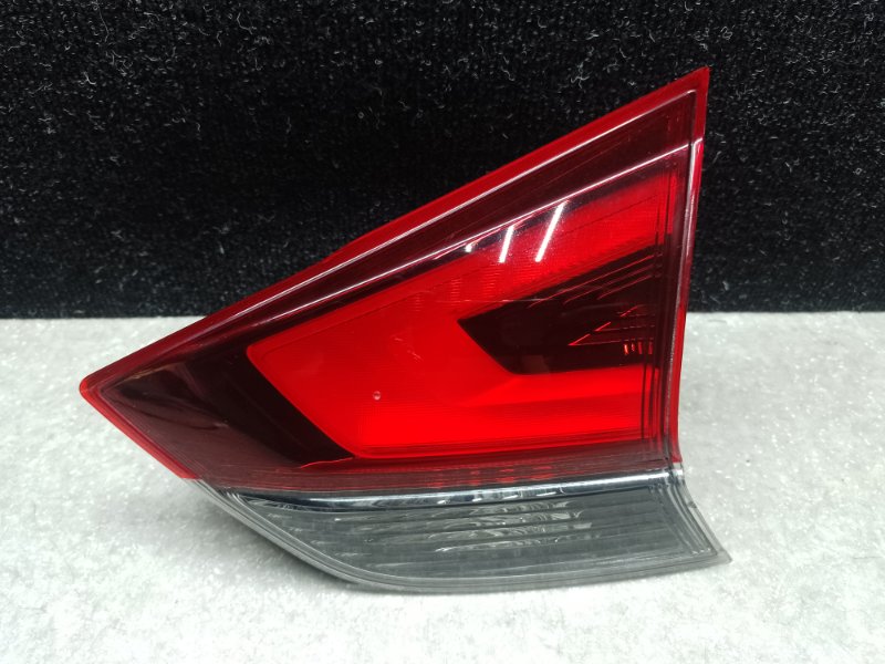 Фонарь внутренний правый NISSAN X-TRAIL/ROGUE T32 13-20 26550-6FL5A Б/У