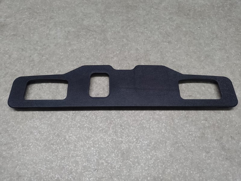 Панель подсветки номера NISSAN X-TRAIL/ROGUE T32 13-20 90914-4CE0A Б/У