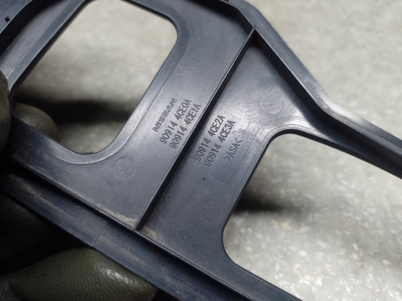 Панель подсветки номера NISSAN X-TRAIL/ROGUE T32 13-20