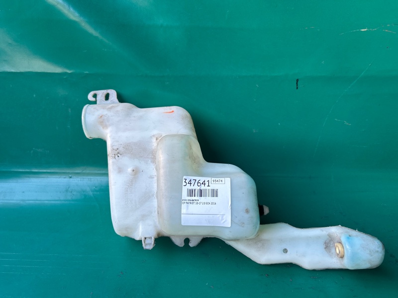 Бачок омывателя JEEP PATRIOT 10-17 2016 2.0 ECN 5189350AA Б/У