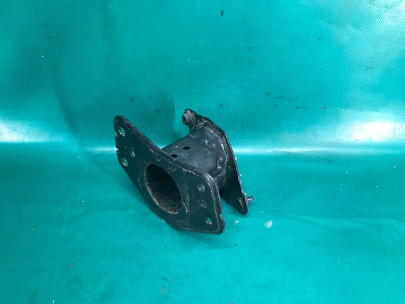 Кронштейн усилителя переднего бампера правый NX 14-21 2021 8ARFTS 2.0TURBO