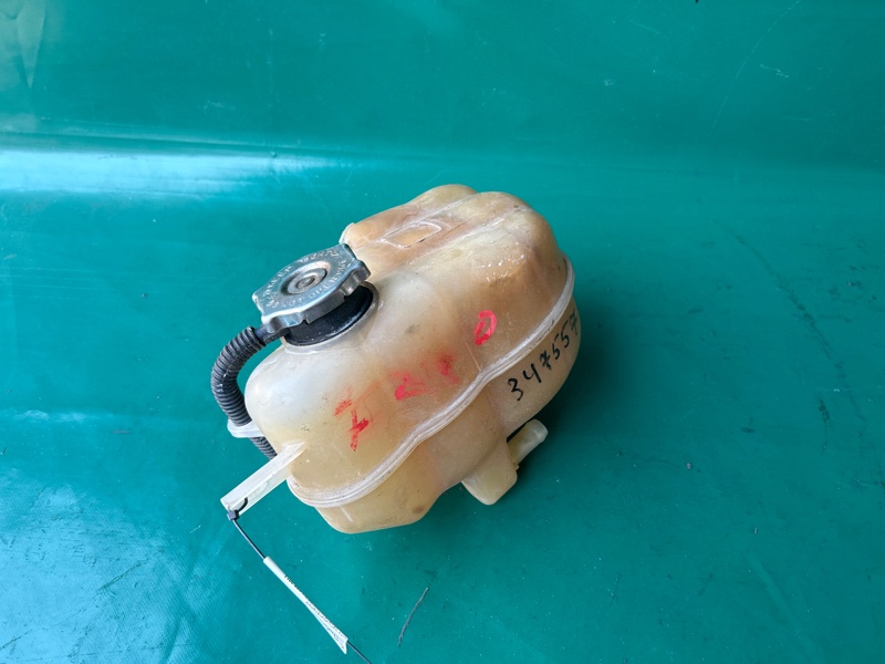 Бачок расширительный DODGE JOURNEY 08-20 2013 3.6 ERB 5058456AD Б/У