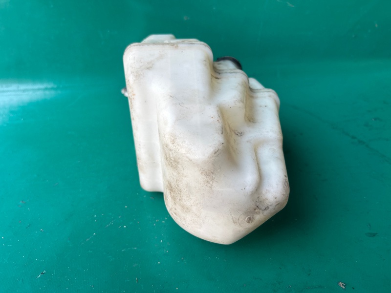 Резонатор воздушного фильтра AVALON 05-12 2006 3.5 2GR-FE