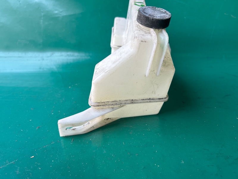 Бачок расширительный X-TRAIL/ROGUE T32 13-20 2014 2.5 QR25DE Бачок расширительный X-TRAIL/ROGUE T32 13-20 2014 2.5 QR25DE