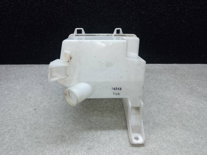 Бачок омывателя X-TRAIL/ROGUE T32 13-20 2016 2.5 QR25DE