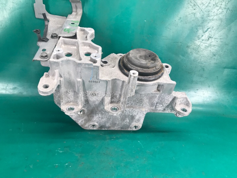 Подушка двигателя левая ROGUE 08-15 2015 2.5 QR25DE