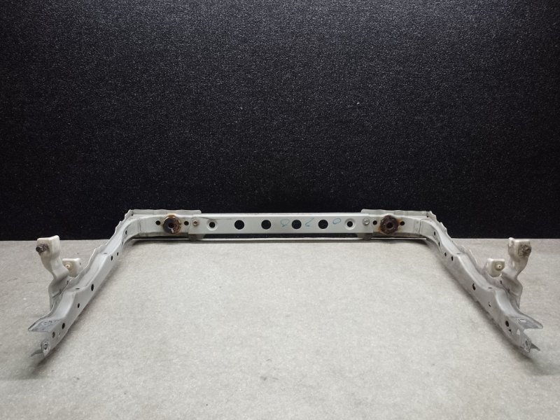 Панель передняя RAV4 05-12 2006 2.4 2AZFE