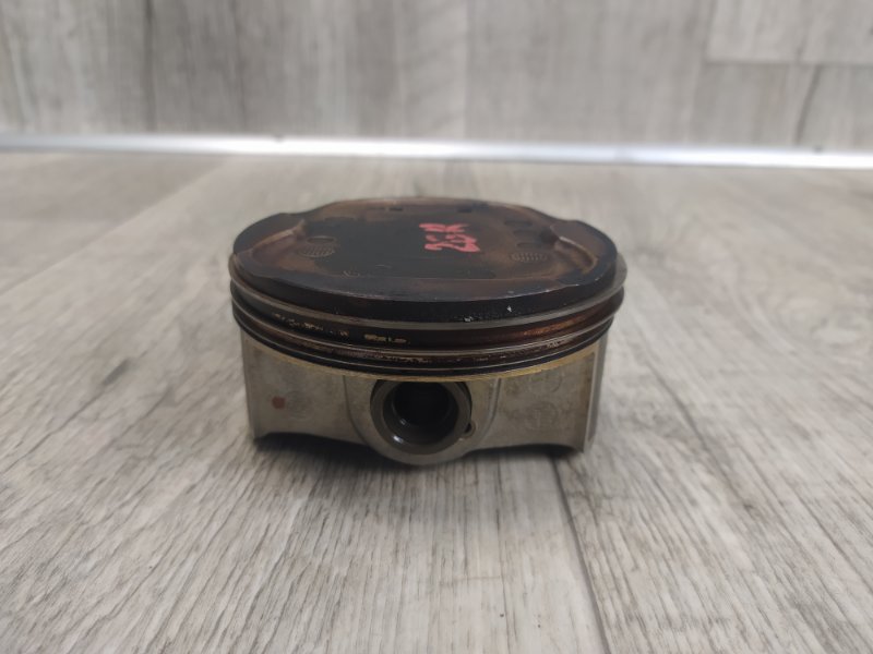 Поршень TOYOTA CAMRY 40 06-11 2GR 13101-0P053 Б/У