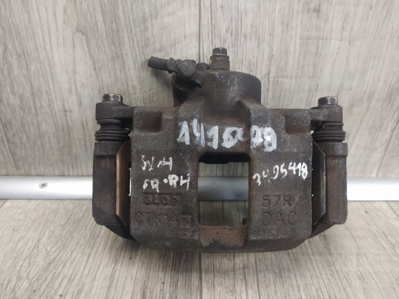 Запчасть суппорт тормозной передний правый SUZUKI SX4 06-13 55101-80J02-999 Б/У Суппорт тормозной передний правый SUZUKI SX4 06-13 55101-80J02-999 Б/У