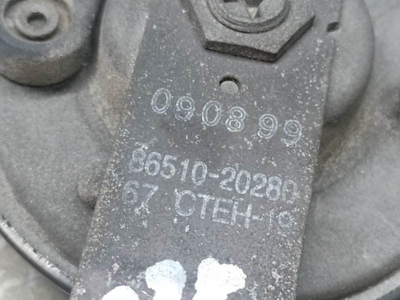 Сигнал правый RAV4 05-12 2006 2.4 2AZFE