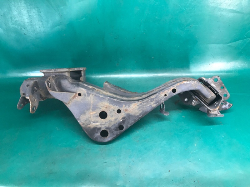 Рычаг задней подвески продольный правый ROGUE 08-15 2015 2.5 QR25DE