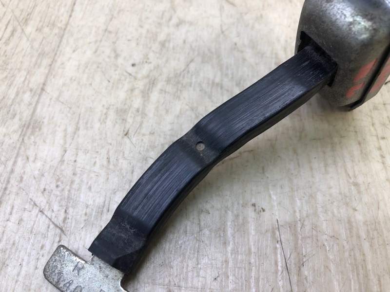 Ограничитель двери задний левый RAV4 05-12 2006 2.4 2AZFE Ограничитель двери задний левый RAV4 05-12 2006 2.4 2AZFE