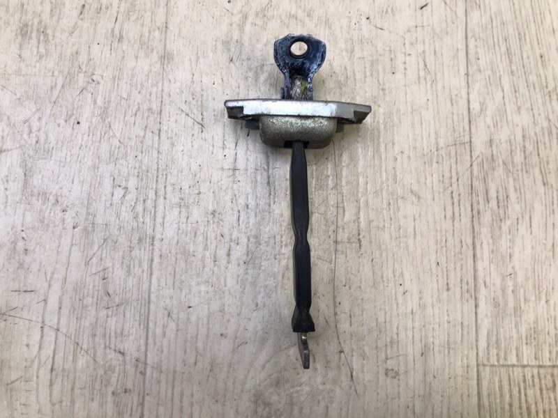 Ограничитель двери задний правый TOYOTA RAV4 05-12 2.4 2AZFE Ограничитель двери задний правый TOYOTA RAV4 05-12 2.4 2AZFE