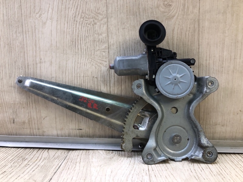 Стеклоподъемник задний правый TOYOTA RAV4 05-12 2006 2.4 2AZFE 6980342040 Б/У