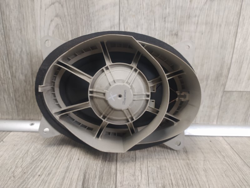 Динамик передний левый CT200 11-17 2013 1.8 2ZRFXE