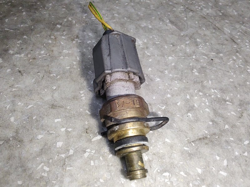 Датчик температуры охлаждающей жидкости FOCUS 10-18 2016 C20HDTX 2.0L EcoBoost