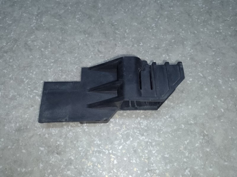 Крепление радиатора правое OUTLANDER XL 05-13 2007 3.0 6B31