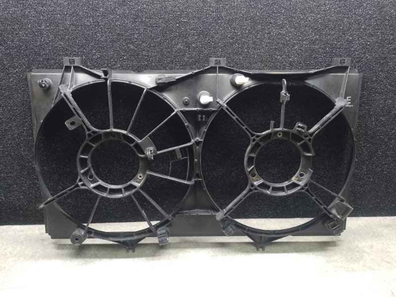 Диффузор вентилятора основного радиатора CAMRY 40 06-11 2009 2.4 2AZFXE