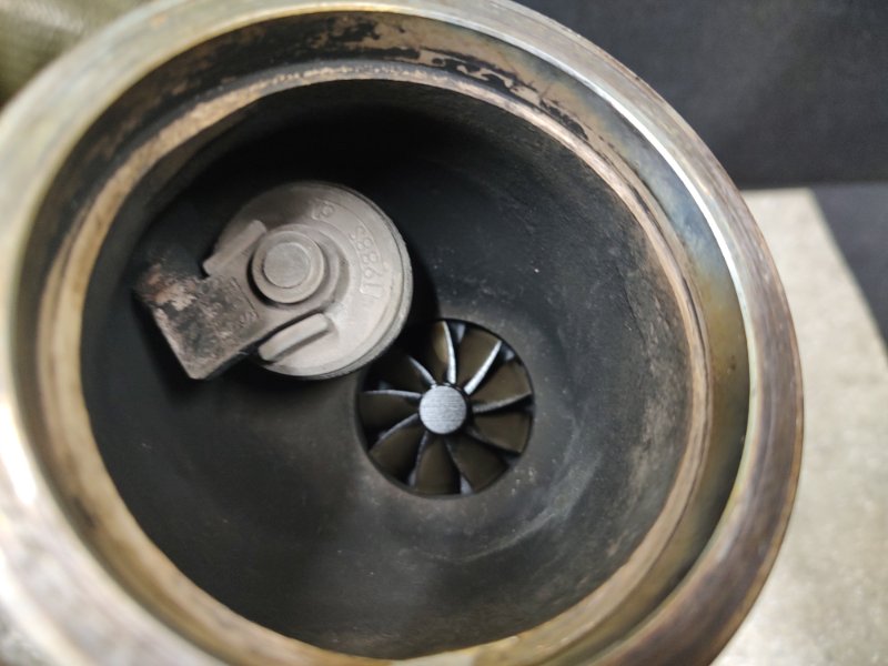 Турбина ESCAPE 12-19 2014 T20HDTX